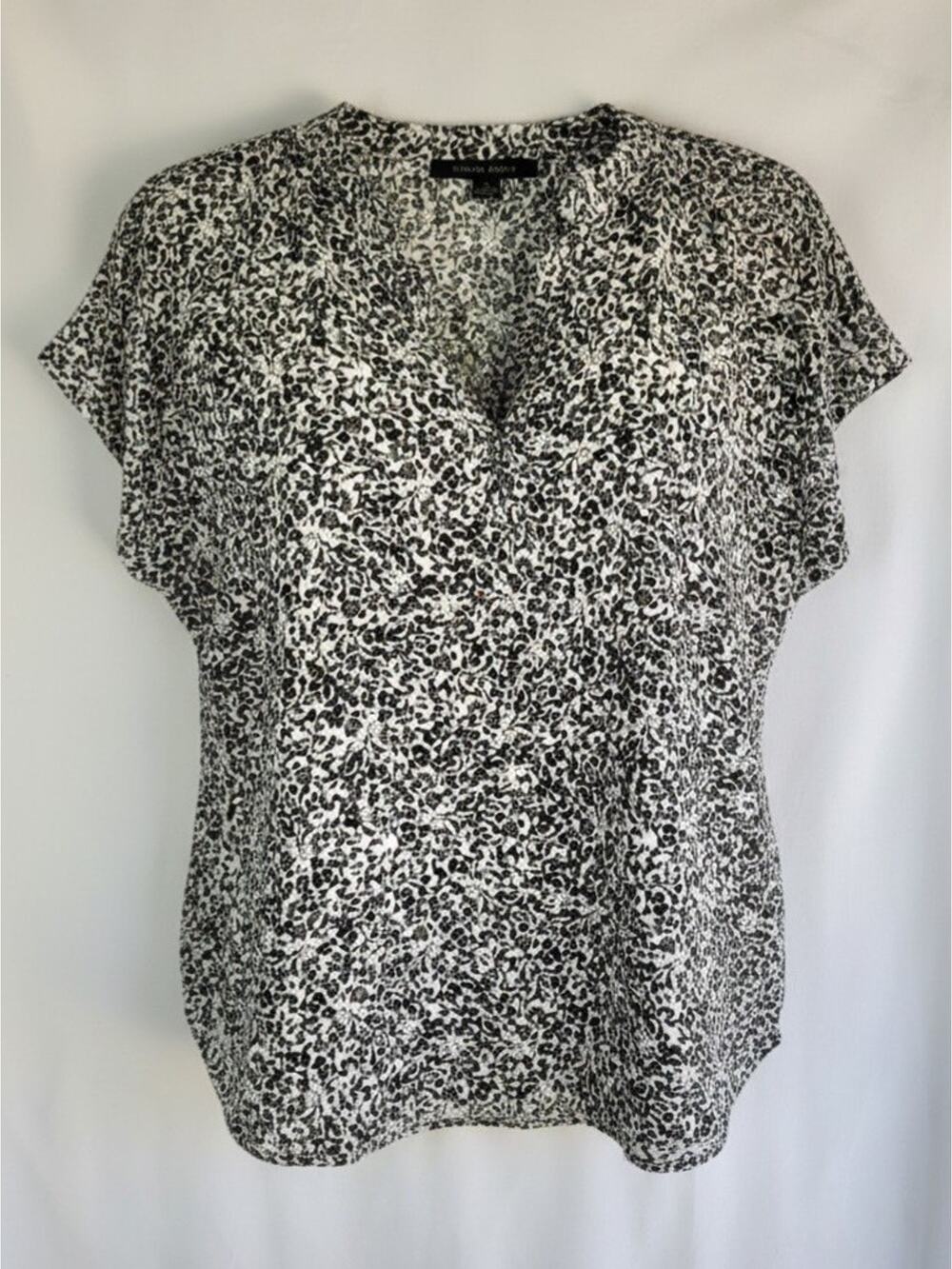 NWT CYNTHIA STEFFE Black & White Floral Short Sleeve V-Neck Blouse Top Size XL
